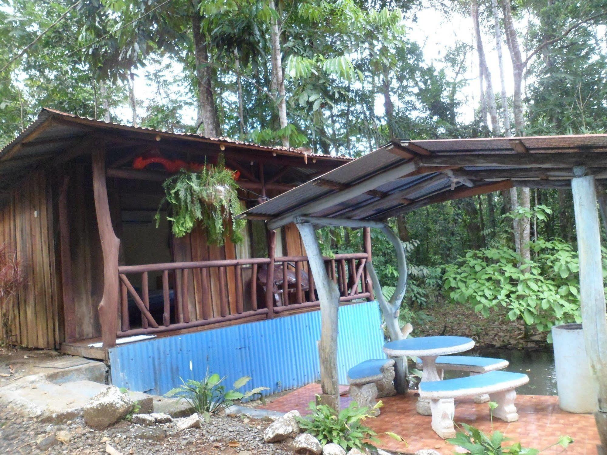 Hotel Valle Azul San Gerardo Exterior foto